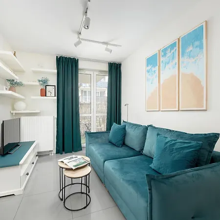Apartment Rakowska Wlochy By Renters Warschau