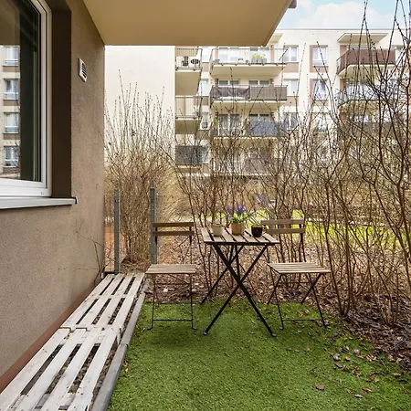 Rakowska Wlochy By Renters Apartman