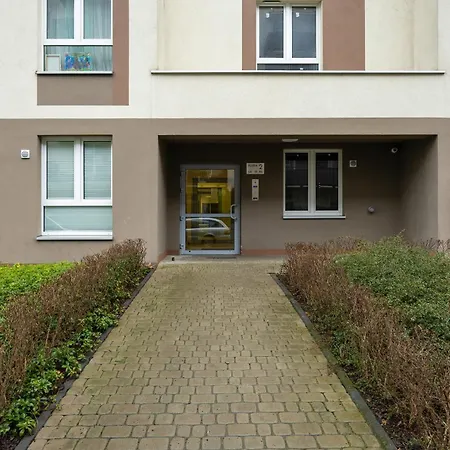 Rakowska Wlochy By Renters Apartman *